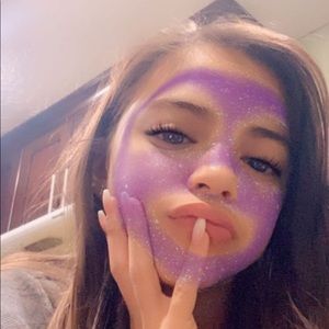 Meet your Posher, Natalia